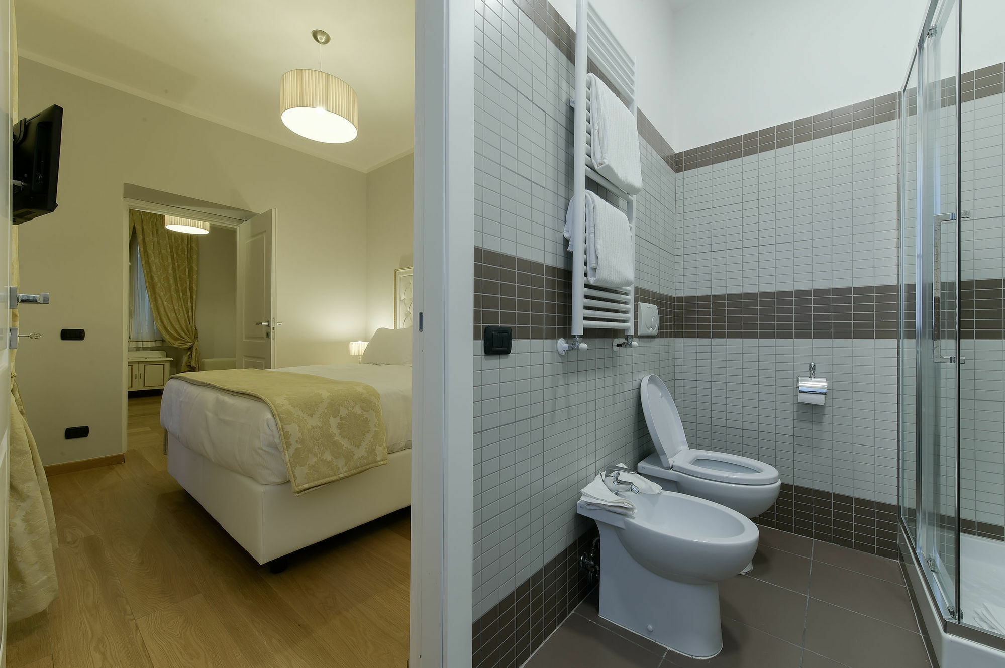 로마 그라비나 스위트 프라티나 B&B 외부 사진